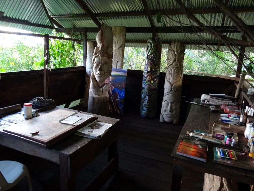 Хостел Ayahuasca Пуэрто-Наринио Экстерьер фото